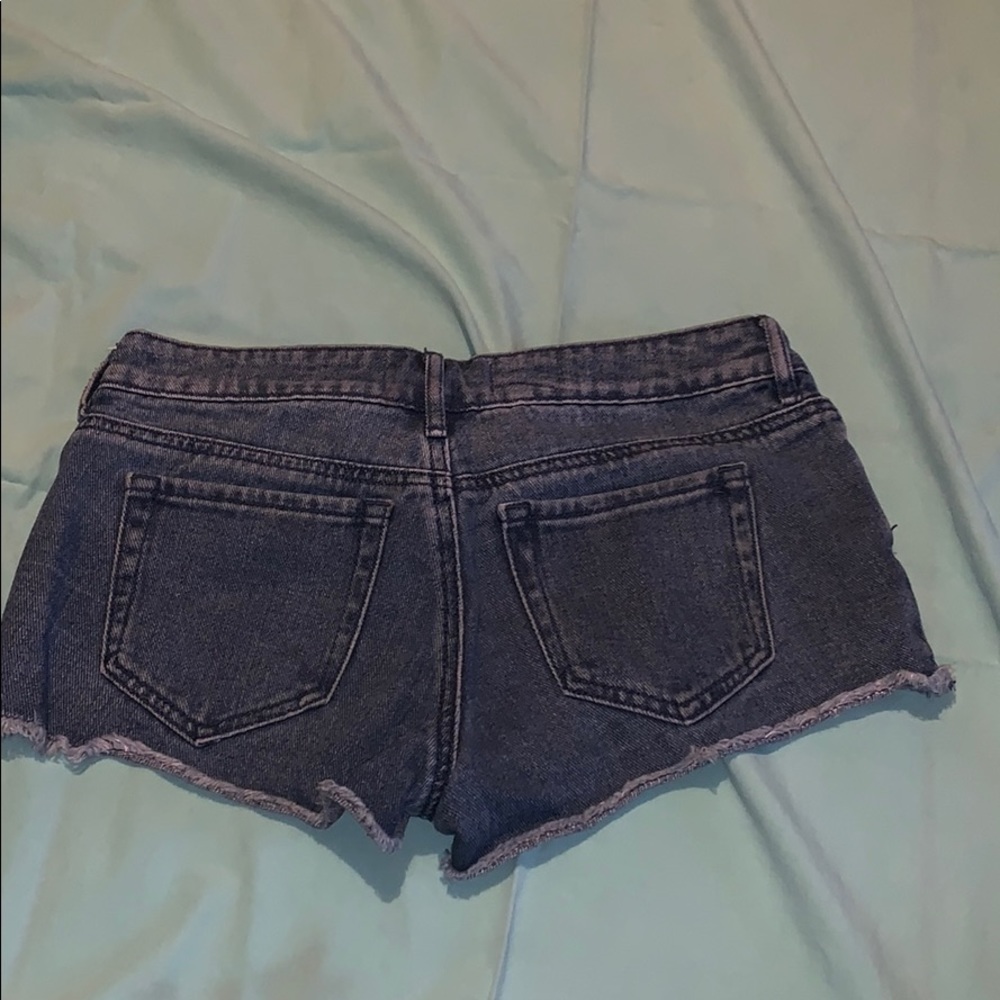 PacSun super low rise shorts, size 25 - Picture 2 of 3